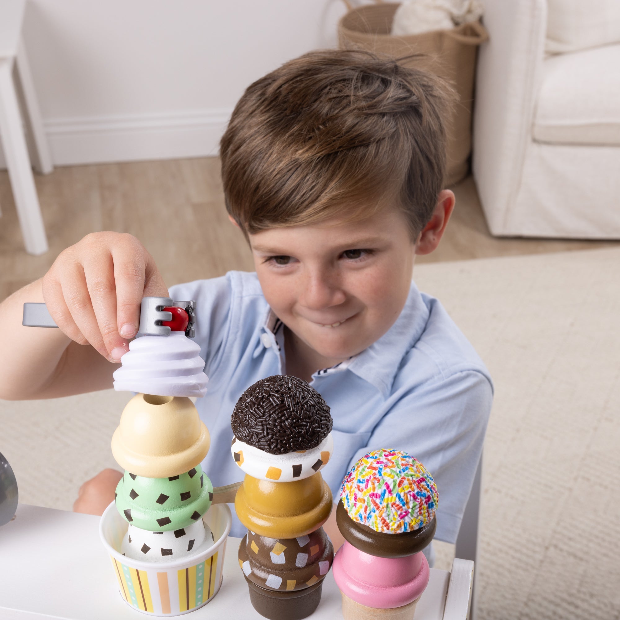 Scoop & Serve Ice Cream Counter